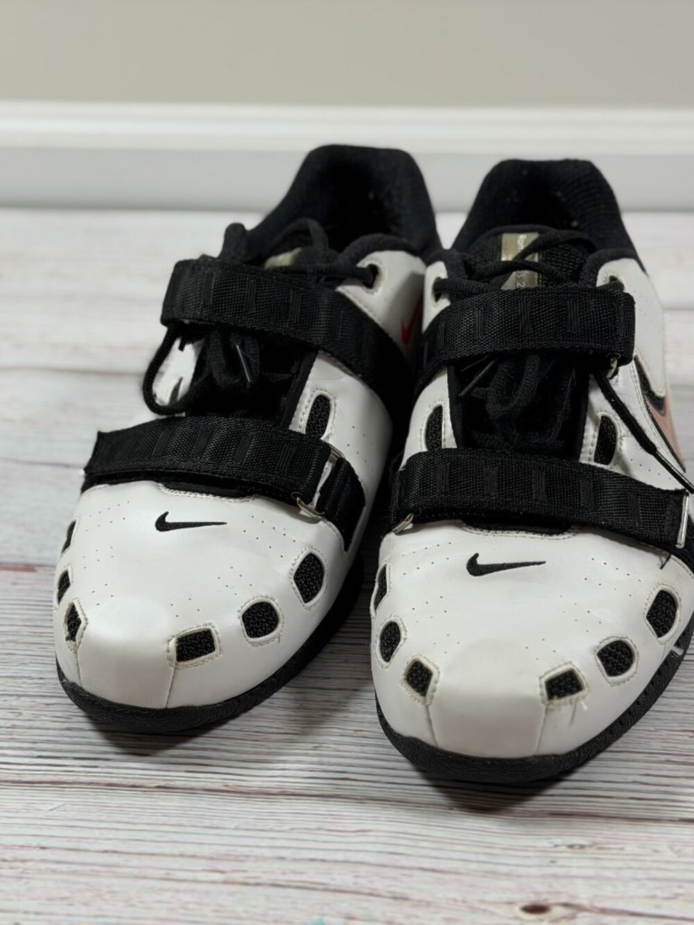 Nike Romaleos 2 Weightlifting Shoes White Black Red Men’s Size 13 - Picture 4 of 10